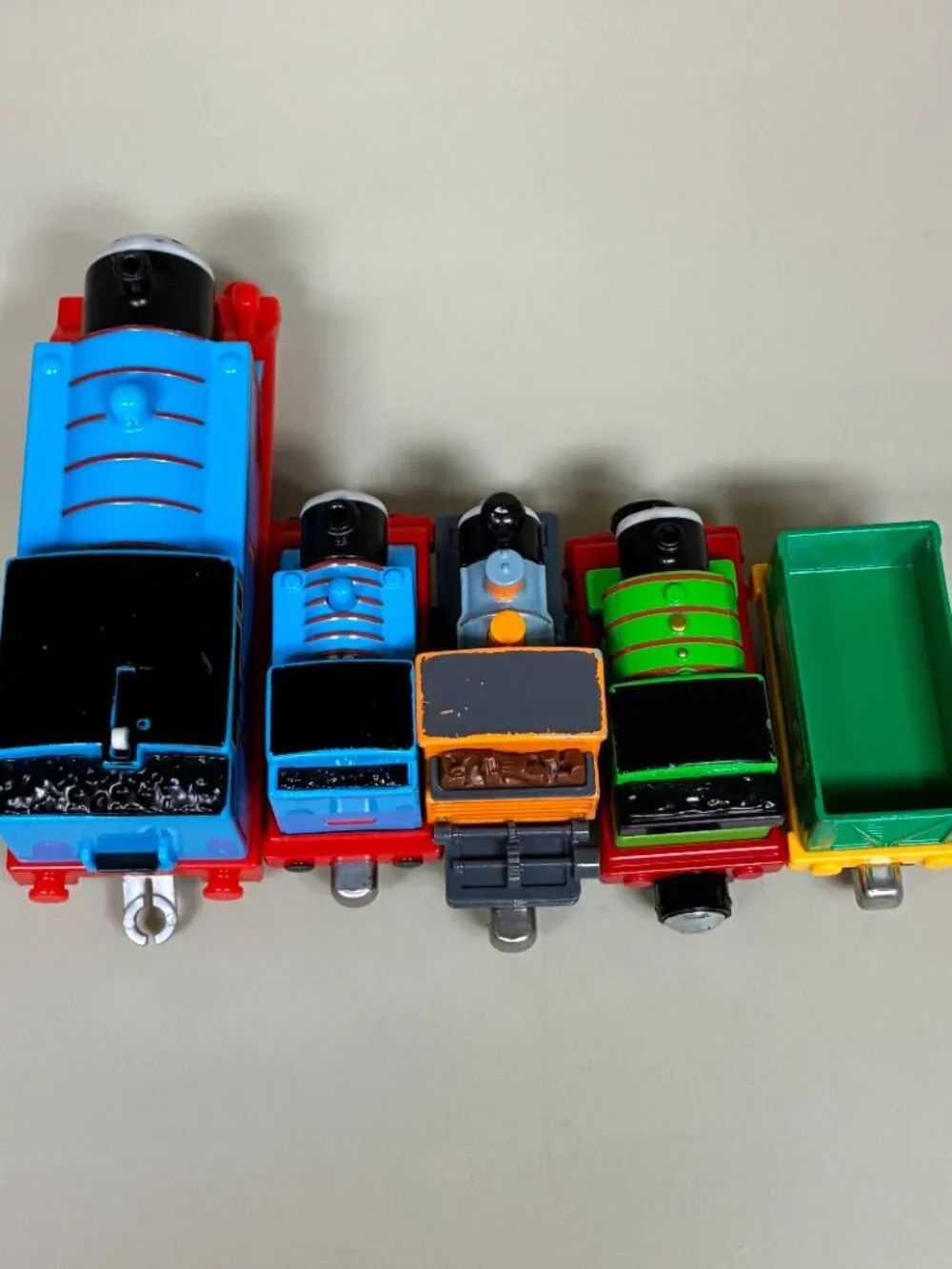 Thomas & Friends Toy Train Lot of 5 Thomas Percy Ferdinand Giraffe Cargo Car